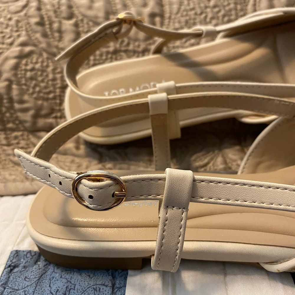 TOP Moda Women's Tan Pointed Slingback Flats - Picture 6 of 8